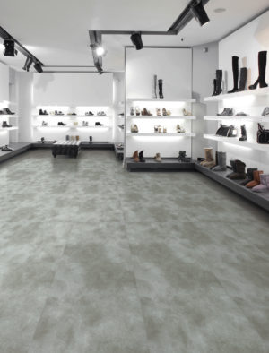UP piso vinilico belgotex lvt linha Mineral 60 stone_grey_ambiente